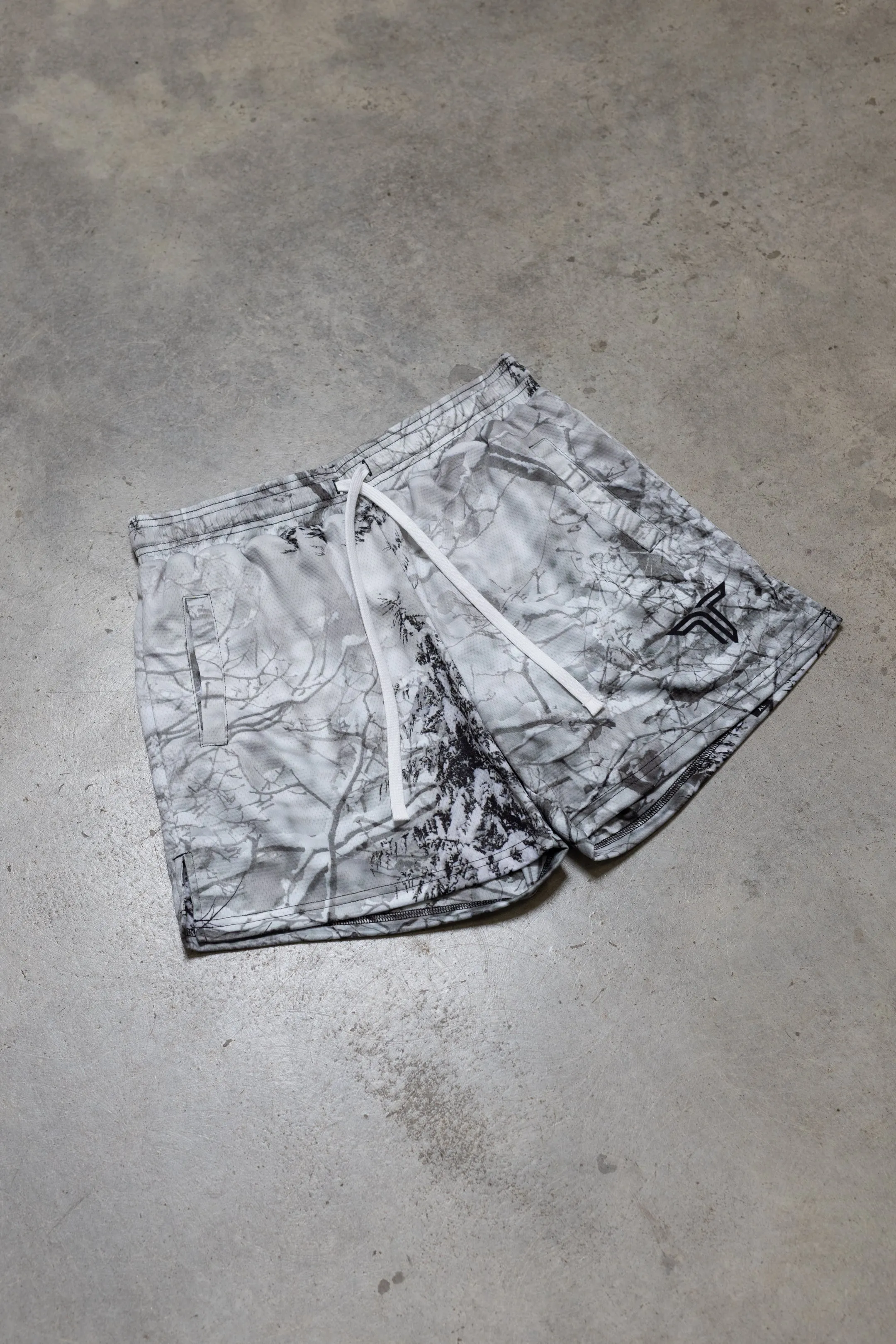 Snow Hunter Camo Mesh Training Short (5" Inseam)